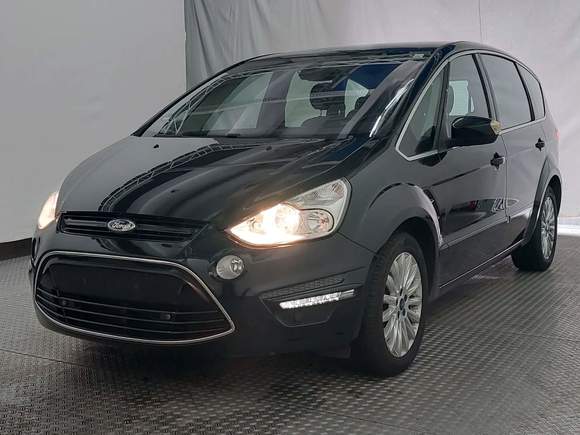 Vaizdas iš priekio kairės