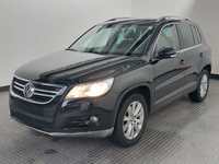 Vaizdas iš priekio kairės