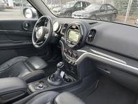 Вид на салон