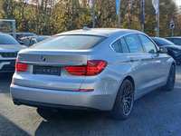 Skats no labās puses aizmugurē