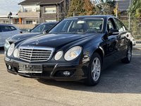 Skats no kreisās puses priekšā