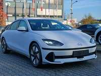 Skats no labās puses priekšā