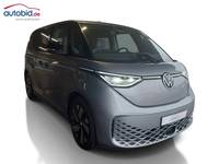 Pogled sprijeda desno