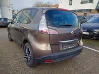 Вид сзади слева