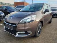 Вид спереди слева