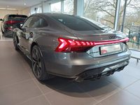 Вид сзади слева