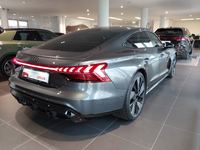 Вид сзади справа