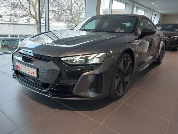 Вид спереди слева