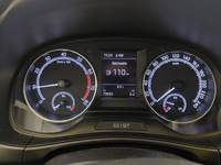 Pohled na přístrojovou desku