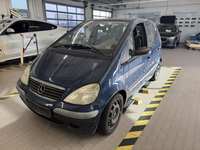 Skats no kreisās puses priekšā