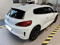 Skats no labās puses aizmugurē