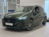 Pogled od napred levo