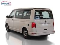 Pogled od pozadi levo