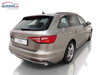 Skats no labās puses aizmugurē