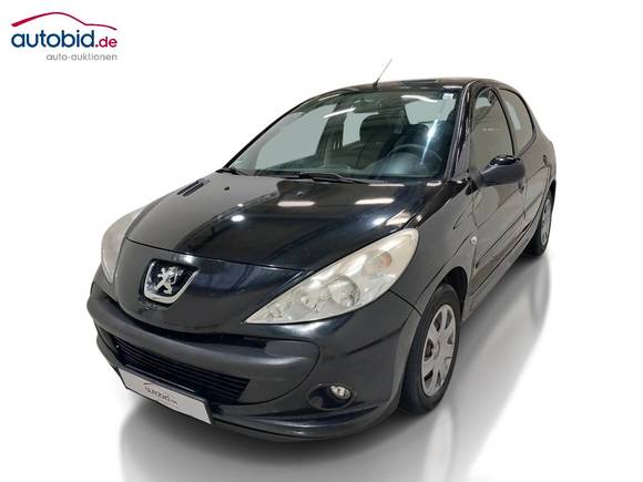 Náhled zpředu zleva