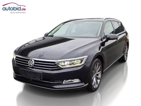 Skats no kreisās puses priekšā