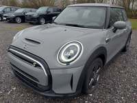 Вид спереди слева