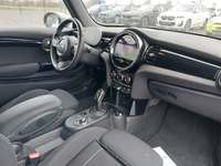 Вид на салон