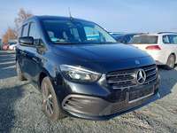 Вид спереди справа