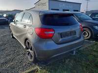 Вид сзади слева