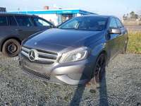 Вид спереди слева