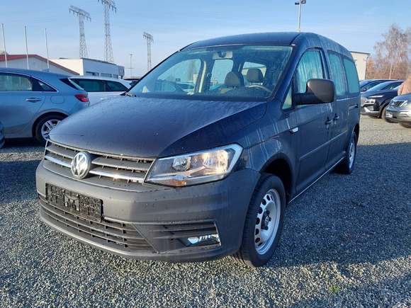 Вид спереди слева