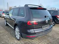 Вид сзади слева