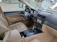 Вид на салон