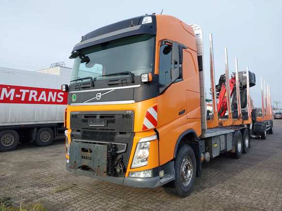 Вид спереди слева