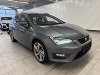 Skats no labās puses priekšā