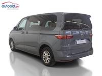 Pogled od pozadi levo