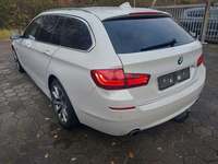 Vaade tagant vasakult