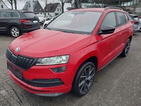 Pogled sprijeda lijevo