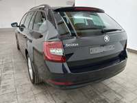 Widok z tyłu po stronie lewej