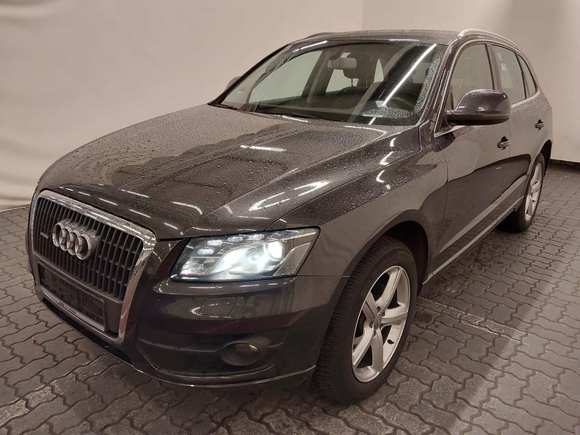 Pogled od napred levo