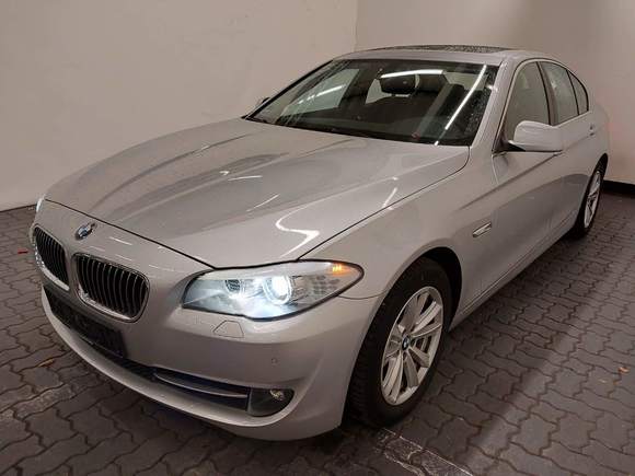 Náhled zpředu zleva