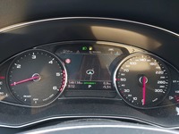 Pogled na kombinovani instrument