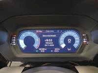 Pohled na přístrojovou desku