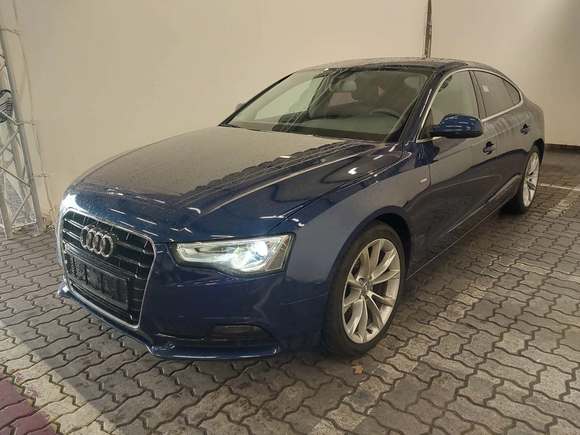 Náhled zpředu zleva