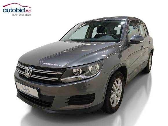 Вид спереди слева