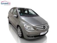 Вид спереди справа