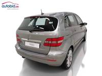 Вид сзади справа