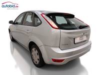 Вид сзади слева