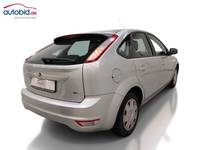 Вид сзади справа