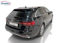 Skats no labās puses aizmugurē