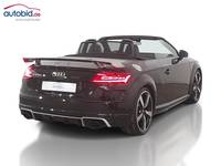 Pogled od pozadi desno