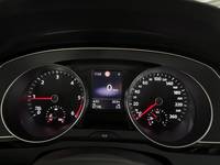 Pohled na přístrojovou desku