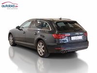 Skats no kreisās puses aizmugurē