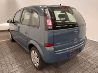 Náhled zezadu zleva