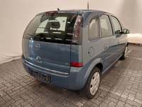 Náhled zezadu zprava